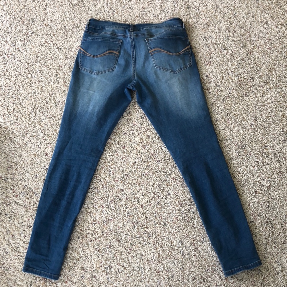 Skinny jeans